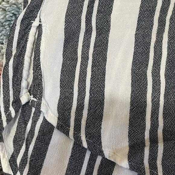 Lucky Brand Womens Split Back Blouse Large Striped Button Front Loose Fit Collar - Picture 6 of 7